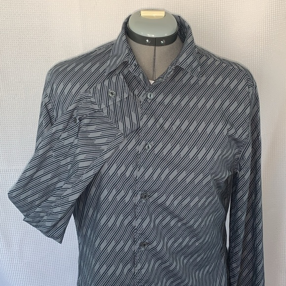 Armani Exchange button down shirt - Picture 2 of 4